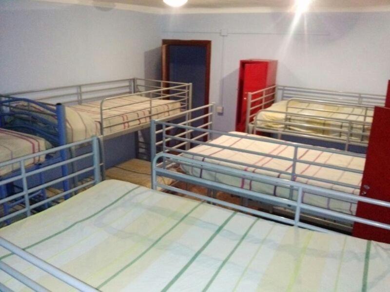 Residencia Malaga Backpackers Hostel Bilik gambar
