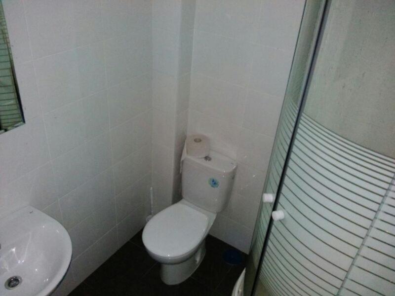 Residencia Malaga Backpackers Hostel Bilik gambar