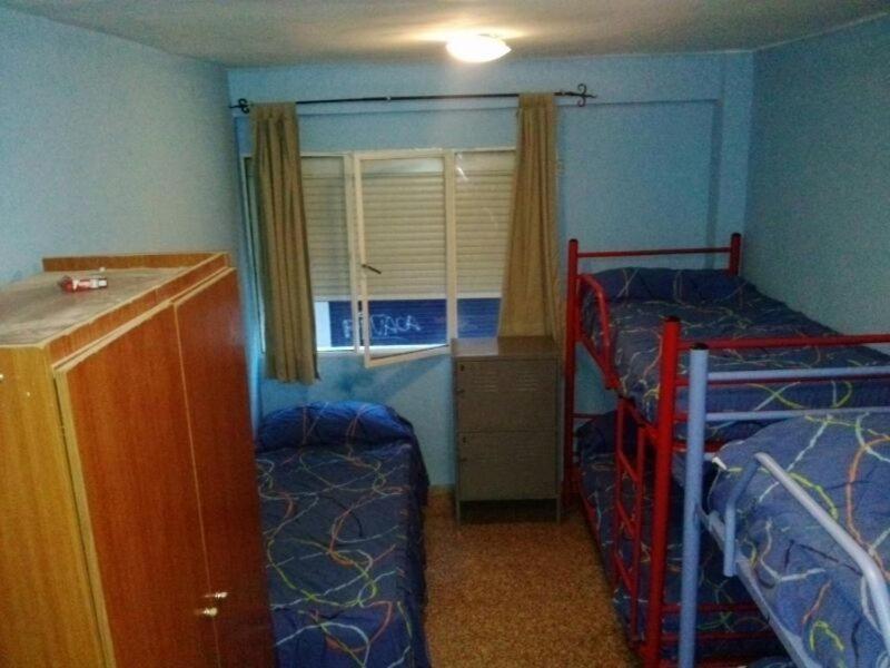 Residencia Malaga Backpackers Hostel Bilik gambar